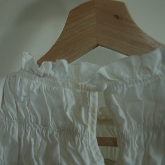 White Ruffled Sleeveless Top - Picture 2 of 3